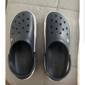 Crocs Unisex – Navy – Men 9 Women 11